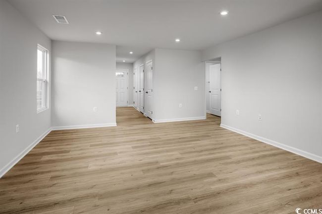 442 Myrtle Meadows Dr, House other with 3 bedrooms, 2 bathrooms and 4 parking in Conway SC | Image 6