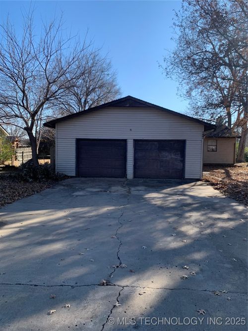 1401 Irene Ln, Fort Gibson, OK, 74434-8339 | Card Image