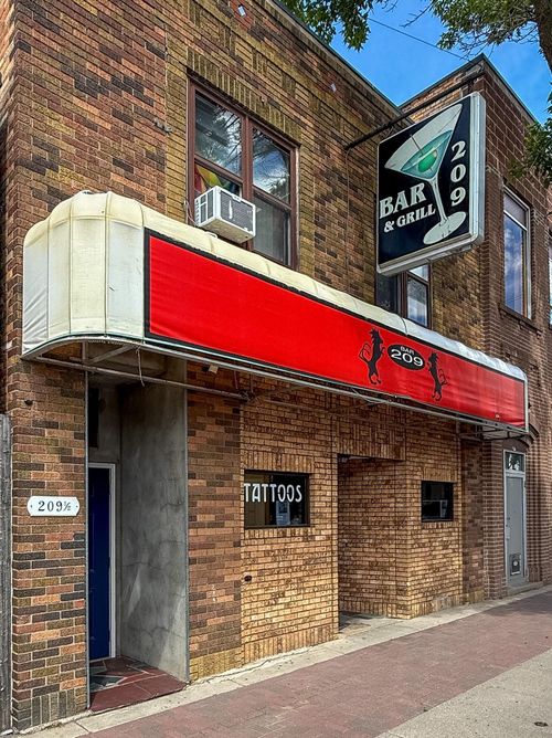 209 Minnesota Ave Nw, Bemidji, MN, 56601-4026 | Card Image