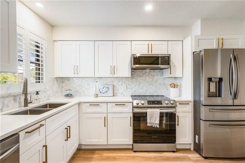 b6-1300 Seaway Drive, Hutchinson Island, FL, 34949 | Card Image