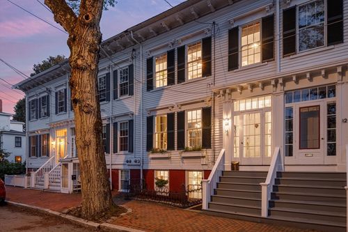 14 Spring St, Newburyport, MA, 01950-2808 | Card Image