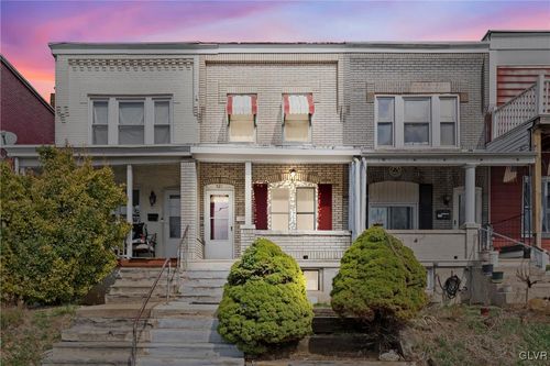521 S Bradford St, Allentown, PA, 18109-2713 | Card Image