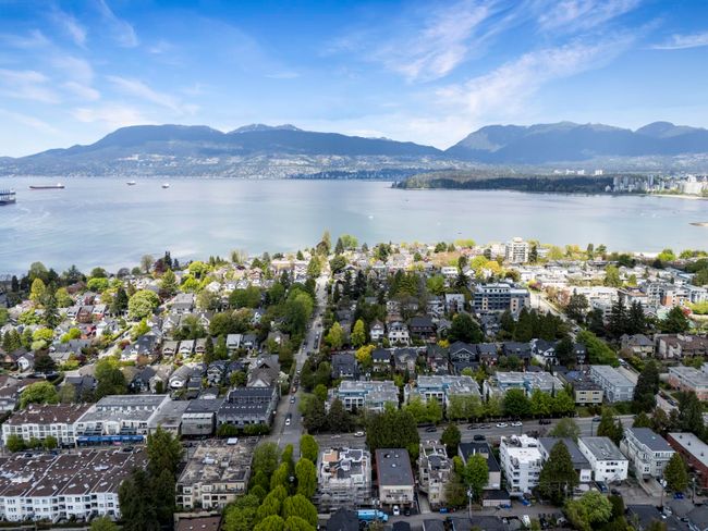 404 - 2575 W 4 Th Avenue, Condo with 1 bedrooms, 1 bathrooms and 1 parking in Vancouver BC | Image 25
