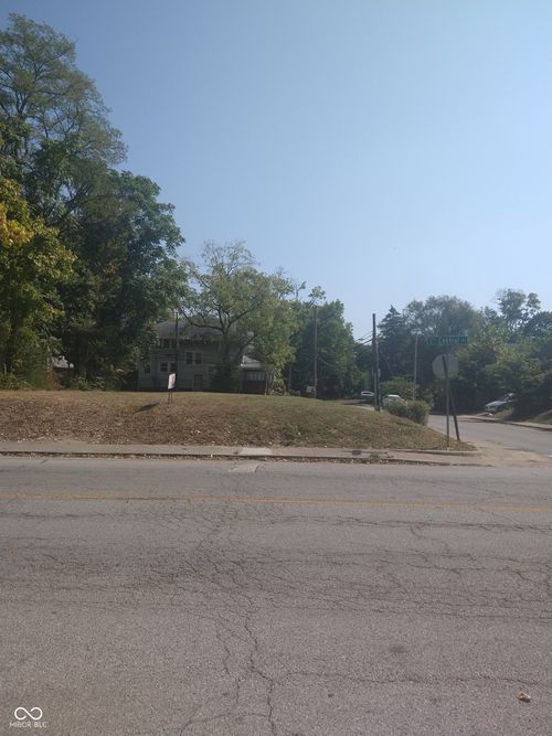 3703 Central Ave, Indianapolis, IN, 46205-3513 | Card Image