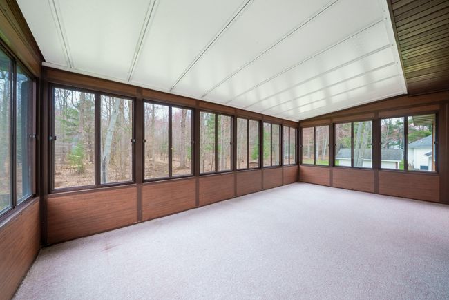 15. Four Seasons Room 1-1 | Image 12