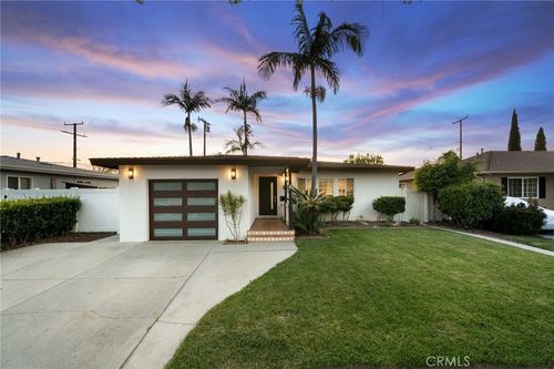 2009 Carfax Ave, Long Beach, CA, 90815-3325 | Card Image