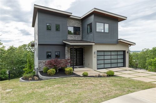 514 E Ozark View Dr, Fayetteville, AR, 72703-2325 | Card Image
