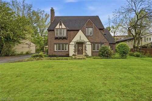 14316 Ashwood Rd, Shaker Heights, OH, 44120-2858 | Card Image