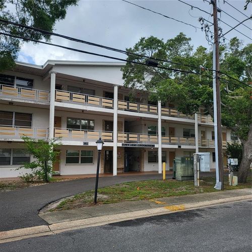 218-911 Washington Ave, Largo, FL, 33770-3201 | Card Image
