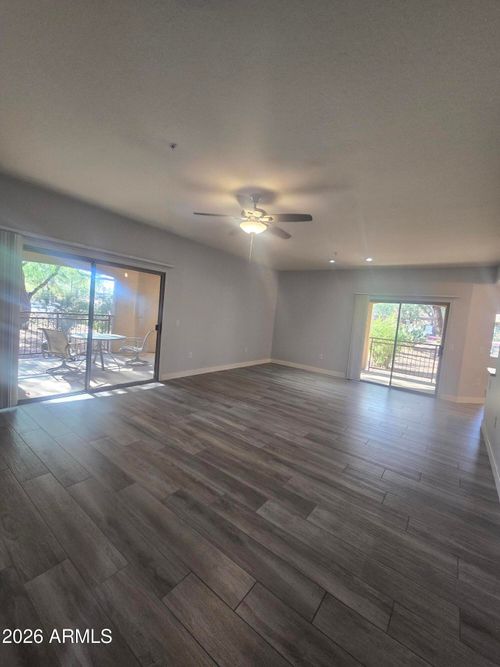 1064-16801 N 94th St, Scottsdale, AZ, 85260-1508 | Card Image