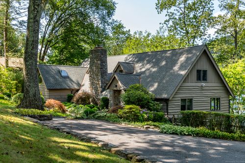 25 Echo Dr, New Milford, CT, 06776-4008 | Card Image