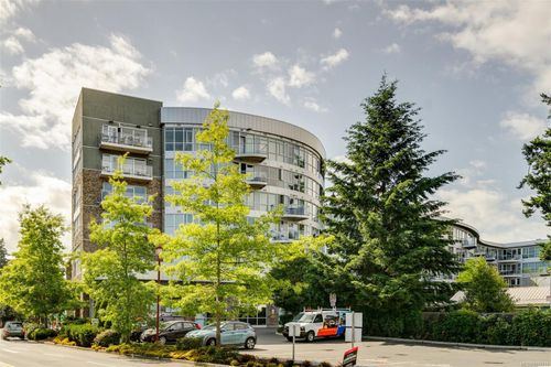 418-2745 Veterans Memorial Pky, Victoria, BC, V9B0H4 | Card Image