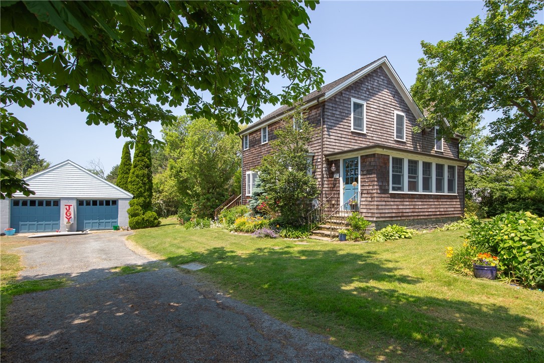 Paradise Ave, Middletown, RI 02842