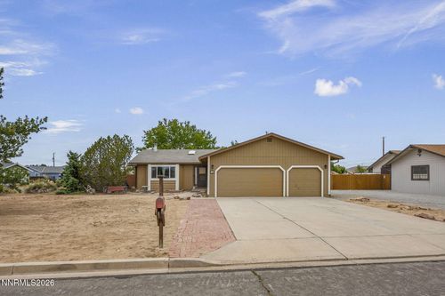 90 Firestone Dr, Sparks, NV, 89441-1511 | Card Image