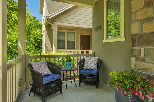 10253 S Clarks Hill Dr, South Jordan, UT, 84009-5742 | Card Image