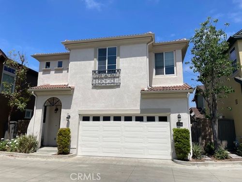 323 Flyers Ln, Tustin, CA, 92782 | Card Image