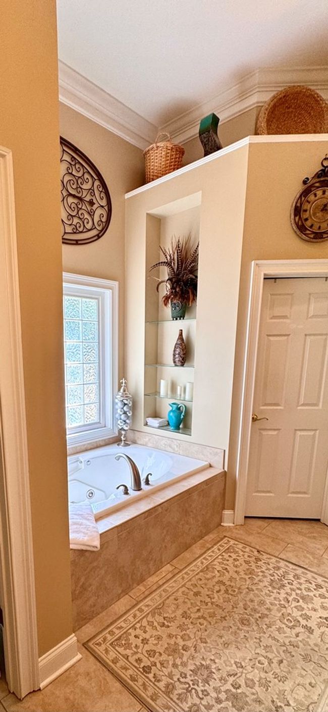 411 Overlook Way, House other with 4 bedrooms, 4 bathrooms and 3 parking in Cohutta GA | Image 18
