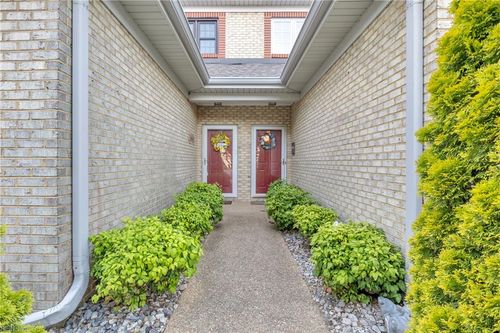 20-242 Genoa Dr, Hampton, VA, 23664-2206 | Card Image