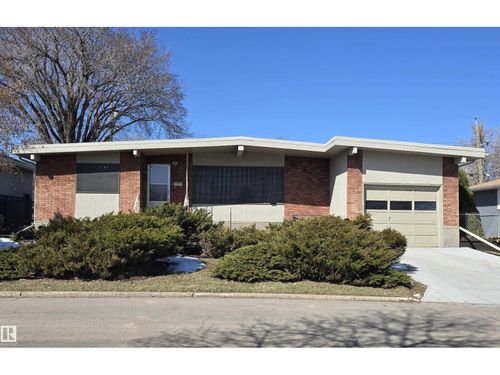 9624 75 St Nw, Edmonton, AB, T6C2H9 | Card Image