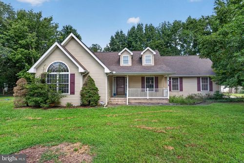 33083 Forest Knoll Dr, LAUREL, DE, 19956-4083 | Card Image