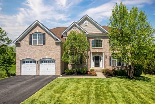 7 Heaton St, Budd Lake, NJ, 07828-2469 | Card Image