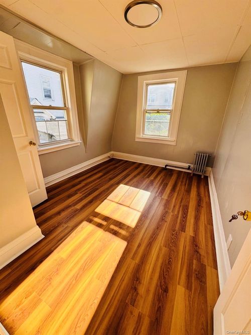 2nd-floor-89-10 182nd St, Hollis, NY, 11423-1736 | Card Image
