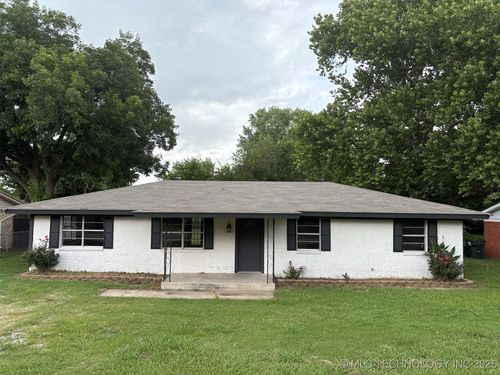 86 Wisteria St, Lone grove, OK, 73443-6515 | Card Image