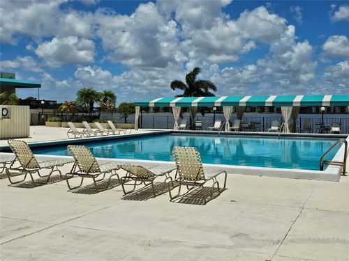apt-307-115 Lake Emerald Dr, Oakland Park, FL, 33309-6256 | Card Image