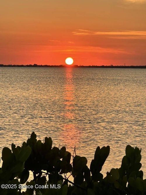 3407-300 Columbia Dr, Cape Canaveral, FL, 32920-5127 | Card Image