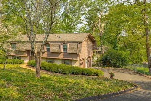 920 Carrie Ln, Hixson, TN, 37343-2201 | Card Image