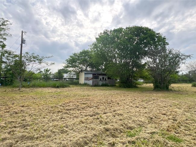 A - 5619 Fm 535, House other with 5 bedrooms, 1 bathrooms and 8 parking in Cedar Creek TX | Image 35