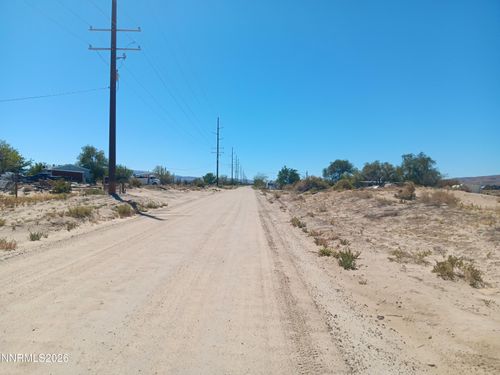 4195 Angel Ave, Silver Springs, NV, 89429-7953 | Card Image