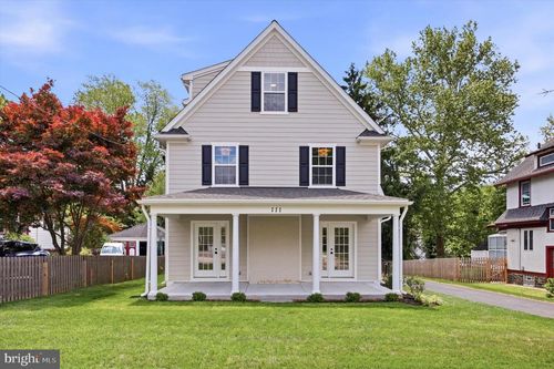 111 Saint Pauls Rd, ARDMORE, PA, 19003-2810 | Card Image