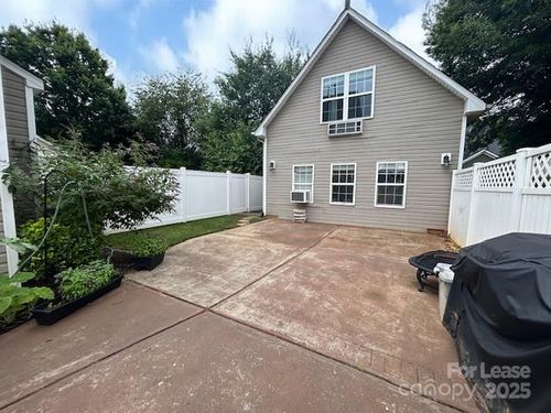 2-19625 Denae Lynn Dr, Cornelius, NC, 28031-5415 | Card Image