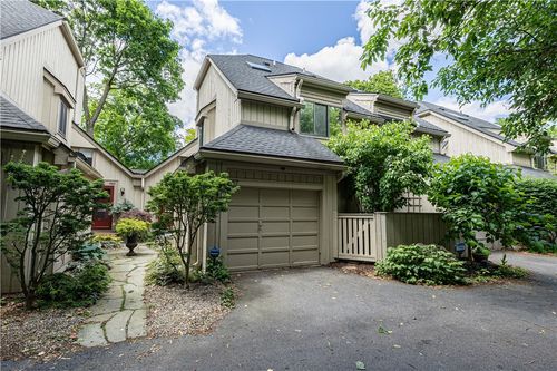 957 East Ave, Rochester, NY, 14607-2216 | Card Image