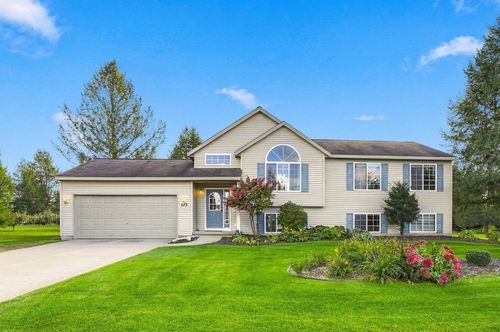 577 Strohm, Traverse City, MI, 49696-8941 | Card Image