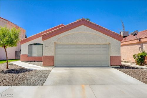 6517 Old Oxford Avenue, Las Vegas, NV, 89108 | Card Image