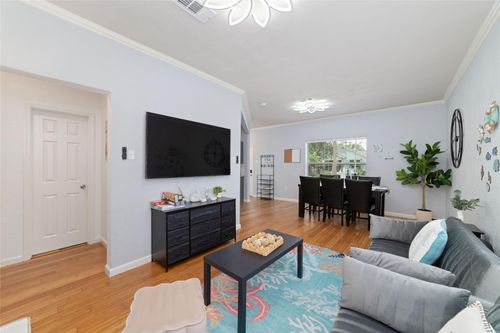 5119 Avenue O 1/2, Galveston, TX, 77551-4858 | Card Image