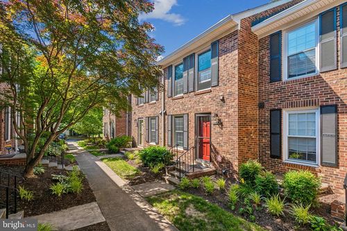 4-2544-D S Arlington Mill Dr, ARLINGTON, VA, 22206 | Card Image