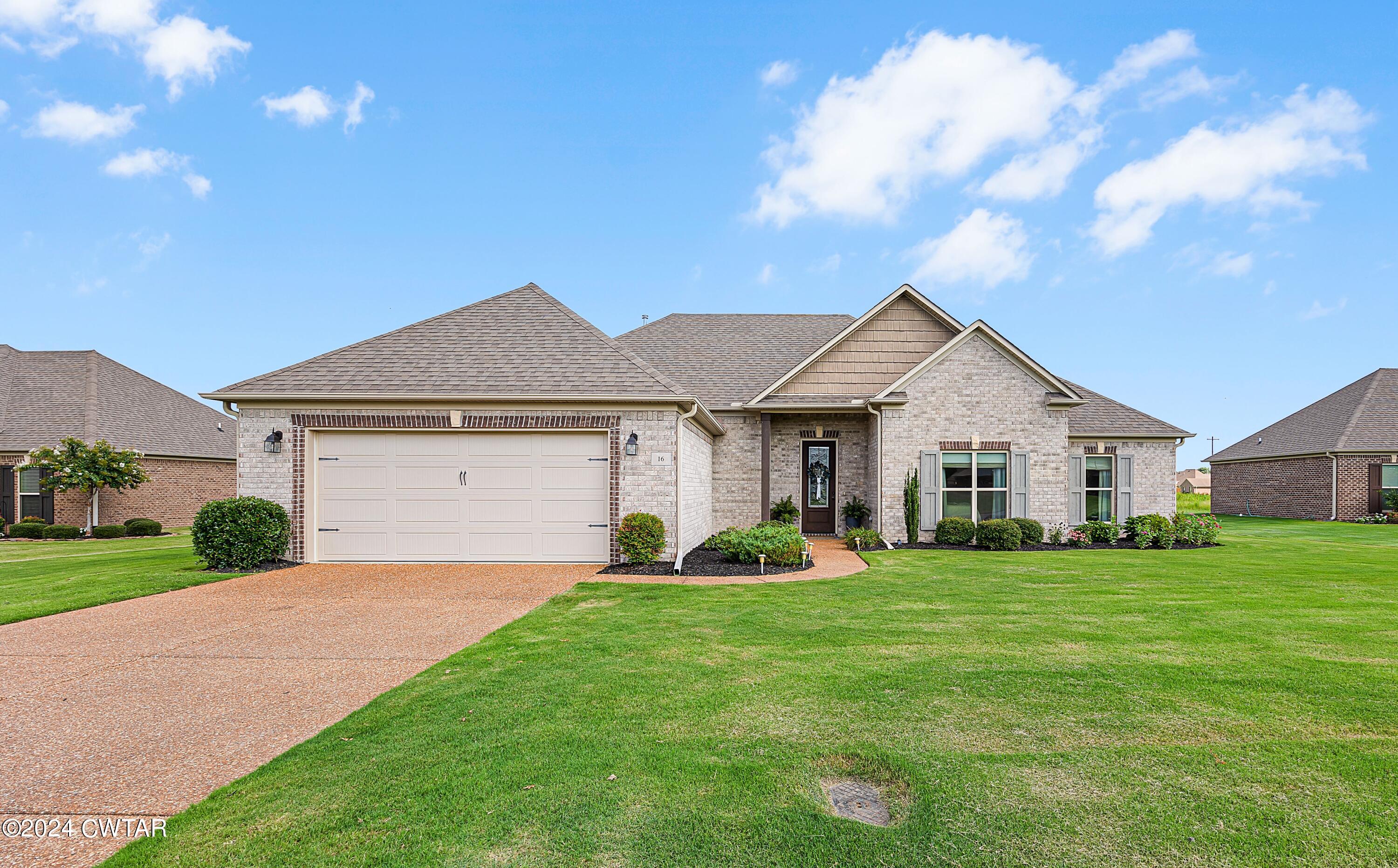 Lamplighter Cv, Jackson, TN 38305