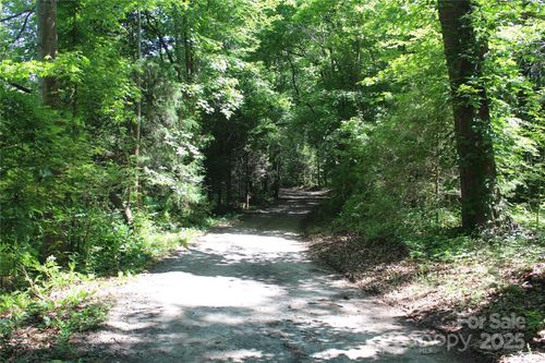 1425 Needmore Rd, Woodleaf, NC, 27054-9513 | Card Image