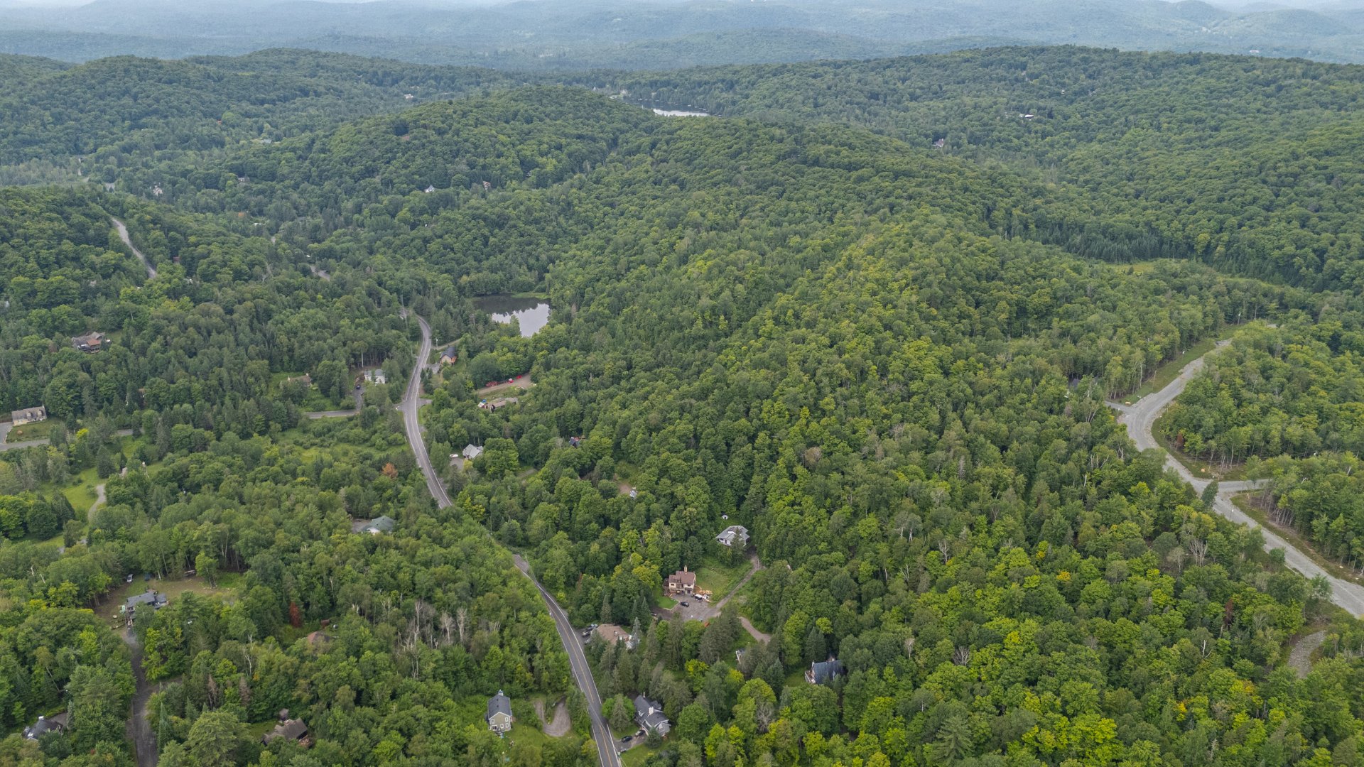 Land in Saint-Sauveur 3