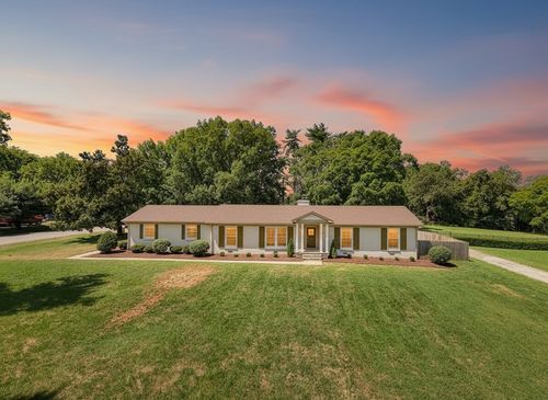 1707 Hillsboro Rd, Franklin, TN, 37069-4541 | Card Image