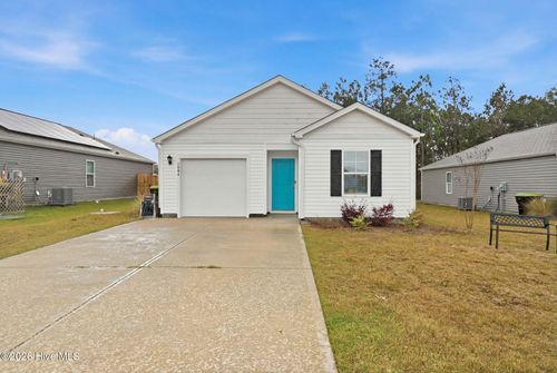 1804 Willowtree Ct Se, Bolivia, NC, 28422-8408 | Card Image