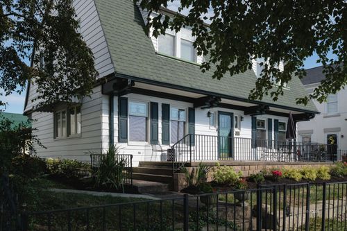 208 1st Ave, Gallipolis, OH, 45631-1007 | Card Image