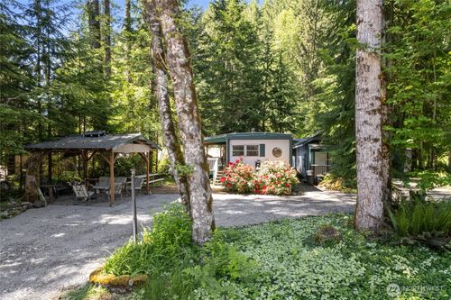 146 Paradise Dr, Ashford, WA, 98304-9719 | Card Image