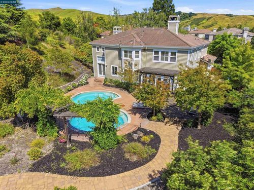 2151 Sky View Ct, Moraga, CA, 94556-2600 | Card Image