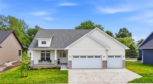 1290 Morrison St, North Liberty, IA, 52317 | Card Image