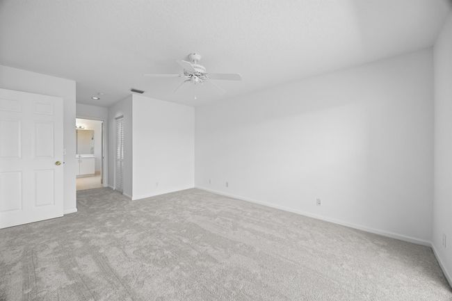1040 Egret Circle Circle N, House other with 3 bedrooms, 2 bathrooms and null parking in Jupiter FL | Image 18