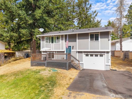 203 Seattle St W, Rainier, WA, 98576-9589 | Card Image